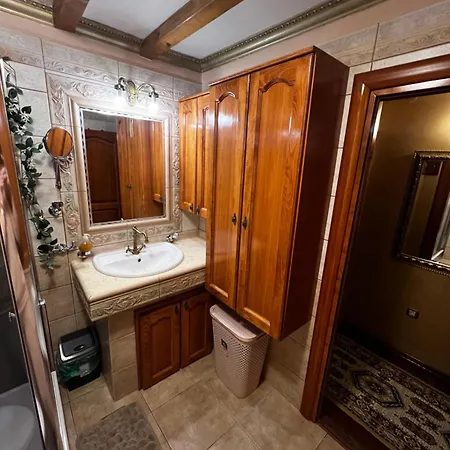Superior Luxury Apartment *