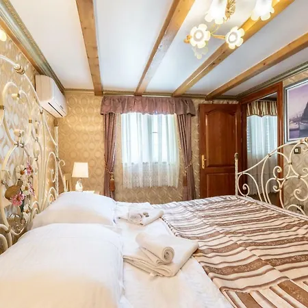 Superior Luxury *