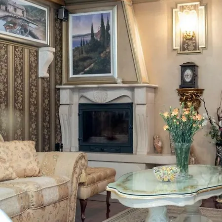 Superior Luxury Split